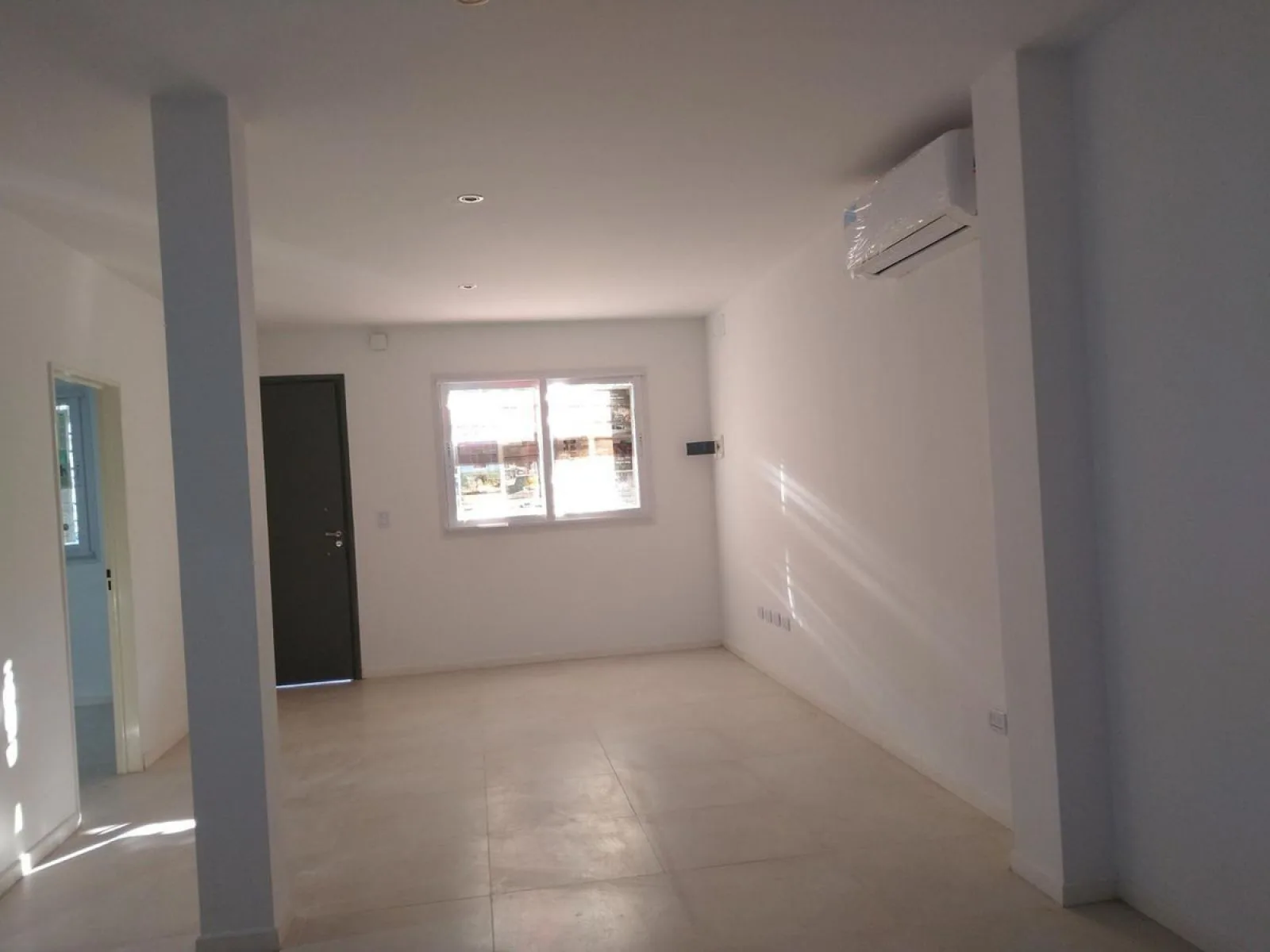 SE VENDEN 2 Amb - PH - ENTRADA INDEPENDIENTE - (Propiedad con renta) foto 3