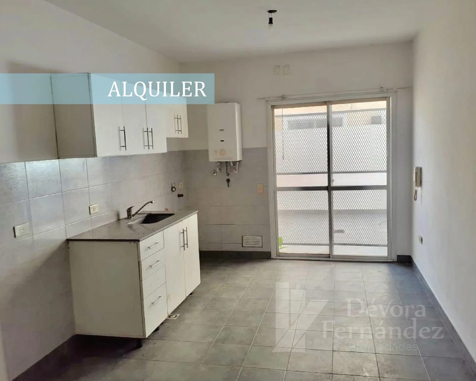 Departamento 2 amb. PB. | con Cochera y PATIO | Morón Centro foto 3