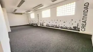 Venta - Oficina Comercial - 700 mts aproximados foto 4