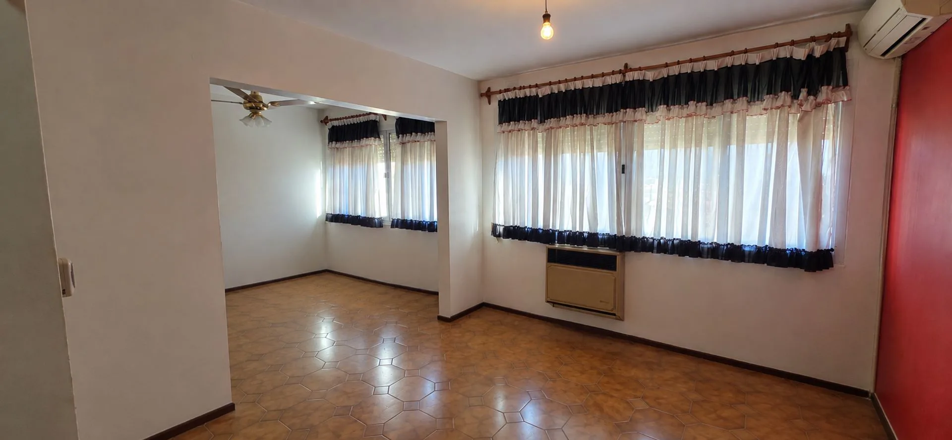 OPORTUNIDAD! VENTA DPTO 4 AMBIENTES!! B° NAGERA foto 2