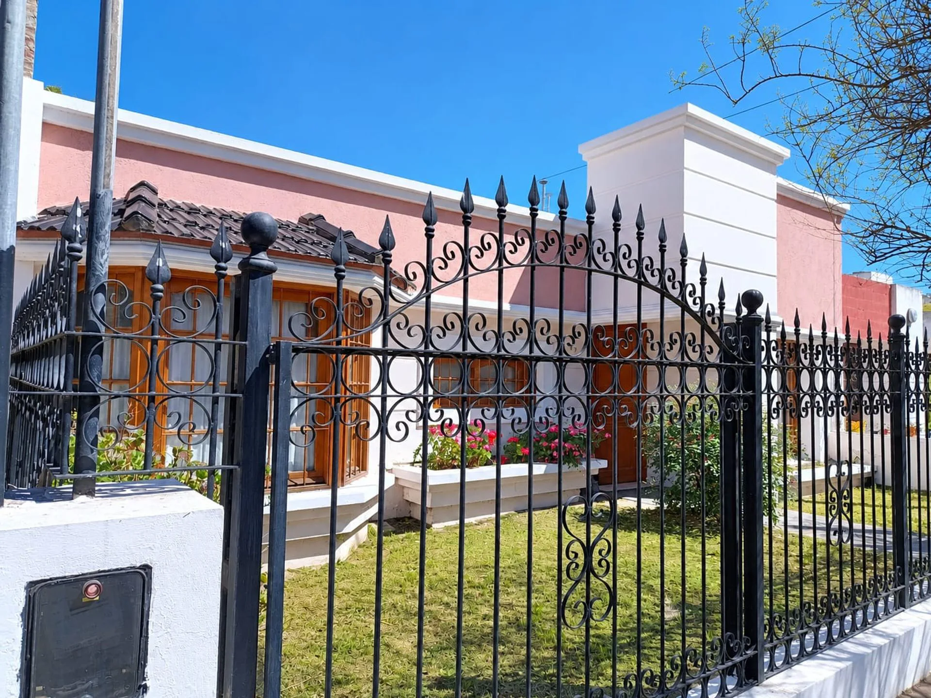 Venta Hermosa Casa 3 dorm 2 bª Lomas de San Martín foto 5