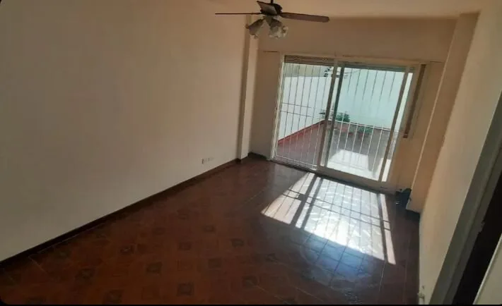 Oportunidad! se vende un departamento de 2 ambientes con gran patio - Villa Crespo foto 4