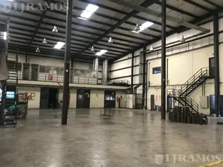 Depósito en Venta en  Pilar foto 1