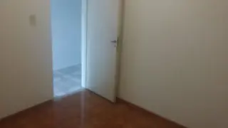 PH PLANTA BAJA FRENTE CON COCINA COMEDOR, AGUA CALIENTE POR TERMOTANQUE, BAÑO CON DUCHA Y BIDET Y 1 HABITACIÓN. foto 1