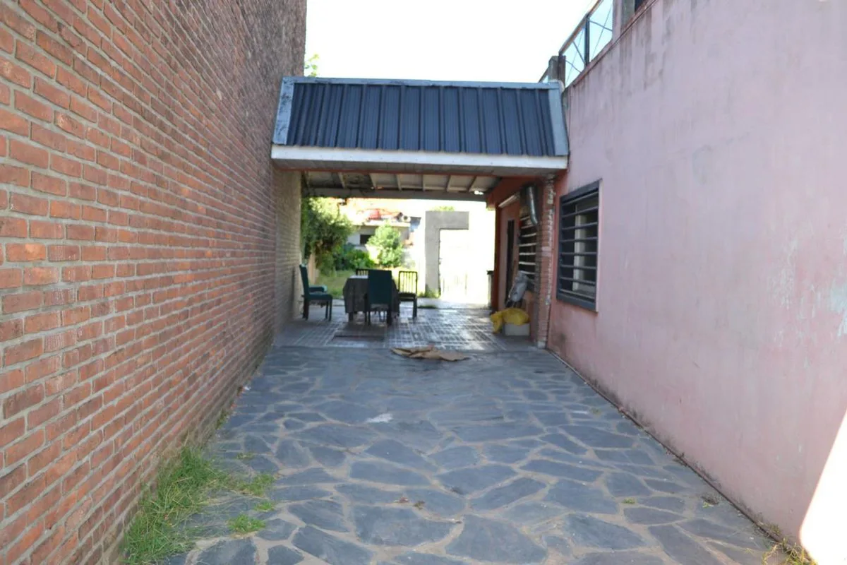 CASA + DEPTO 2 AMBIENTES EN BALLESTER OPORTUNIDAD foto 2