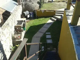 COMPLEJO EN VENTA A 5 MINUTOS DE PLENO CENTRO CASA+3/4 DEPTO PILETA PARQUE foto 2