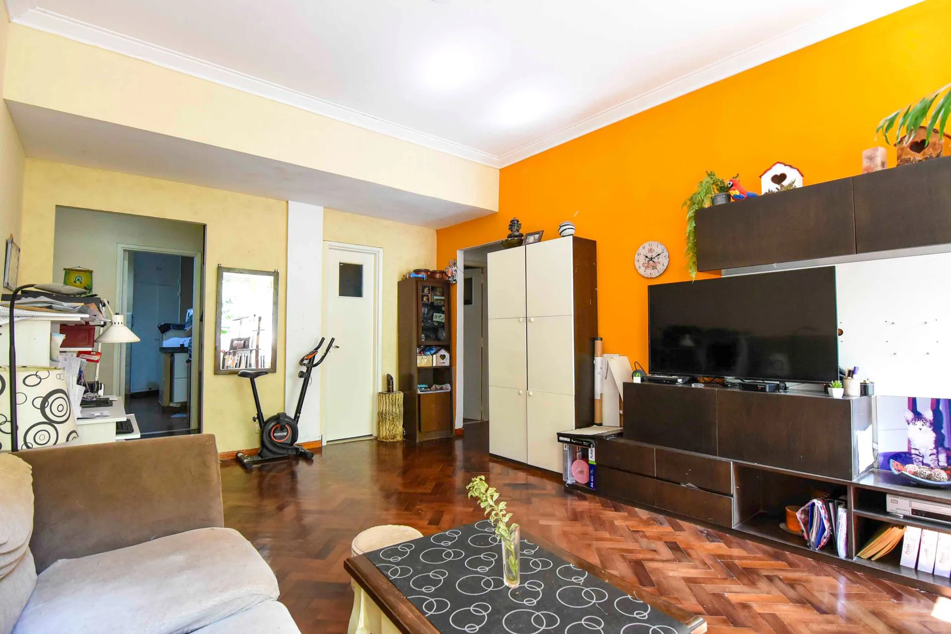 VENTA DEPARTAMENTO 3 AMBIENTES CON PATIO | FLORES foto 3