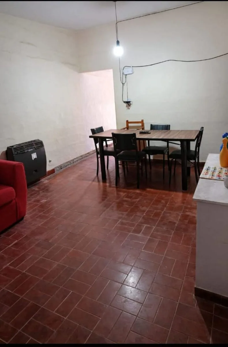 VENTA CASA 200M2 ALTO COMEDERO 2 HABITACIONES foto 3