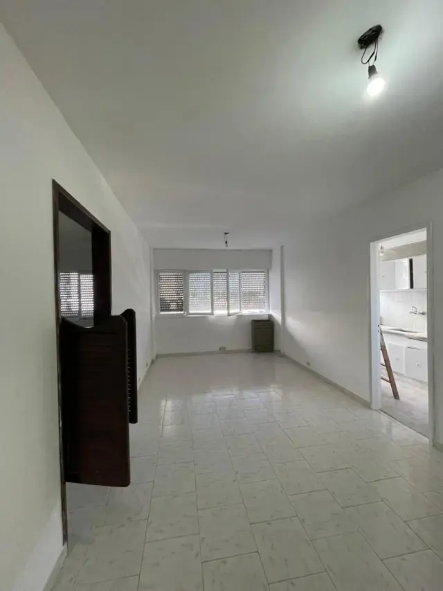 Venta departamento 2 ambientes en Miramar. Edificio Fernicola