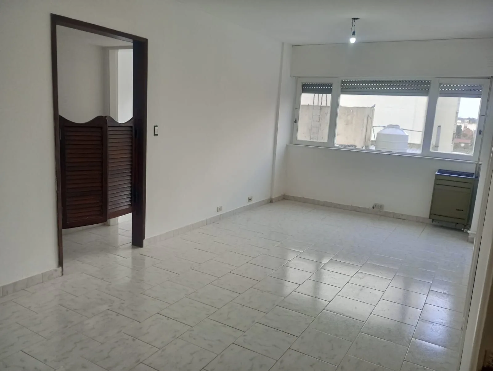 Venta departamento 2 ambientes en Miramar. Edificio Fernicola foto 2
