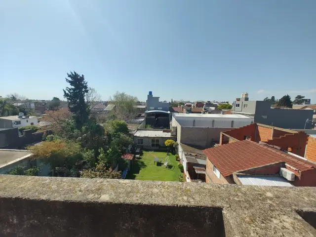 EXCELENTE DEPARTAMENTO 2 AMPLIOS e IMPECABLES AMB s/ CALLE PRINCIPAL en LOMA HERMOSA