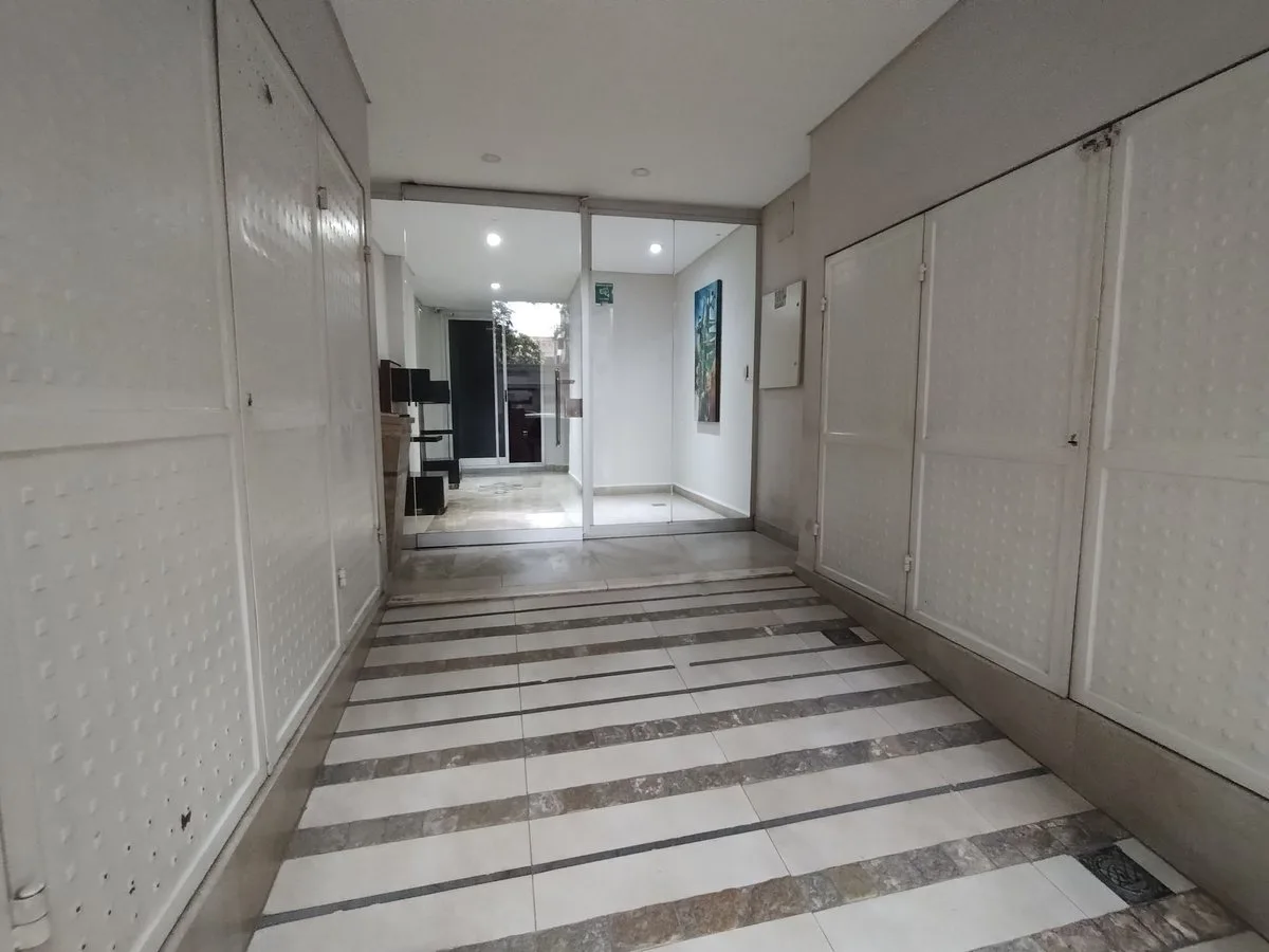 VENTA DPTO 1 DORMITORIO, AV ROCA SUR CASI LIBERTAD foto 2