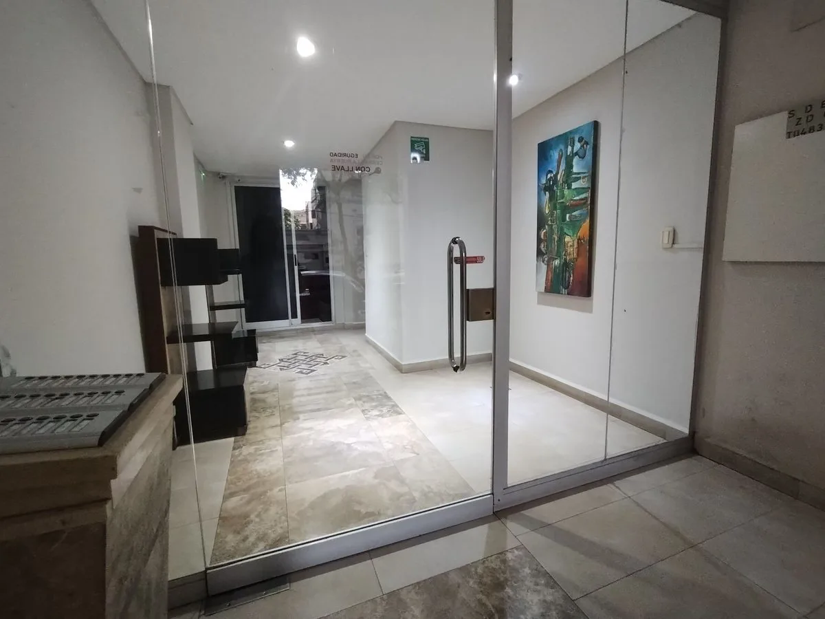 VENTA DPTO 1 DORMITORIO, AV ROCA SUR CASI LIBERTAD foto 3
