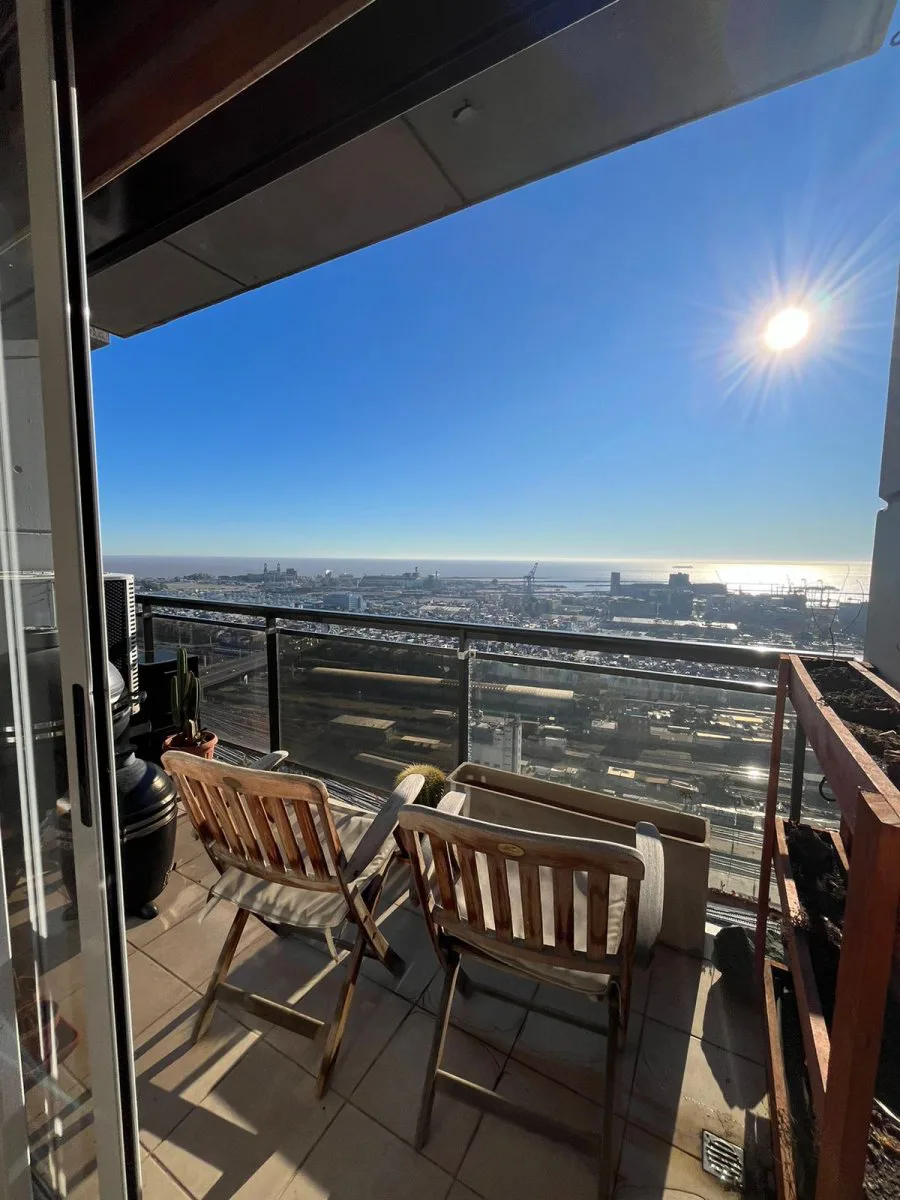 Av. del Libertador al 300 venta piso alto foto 4