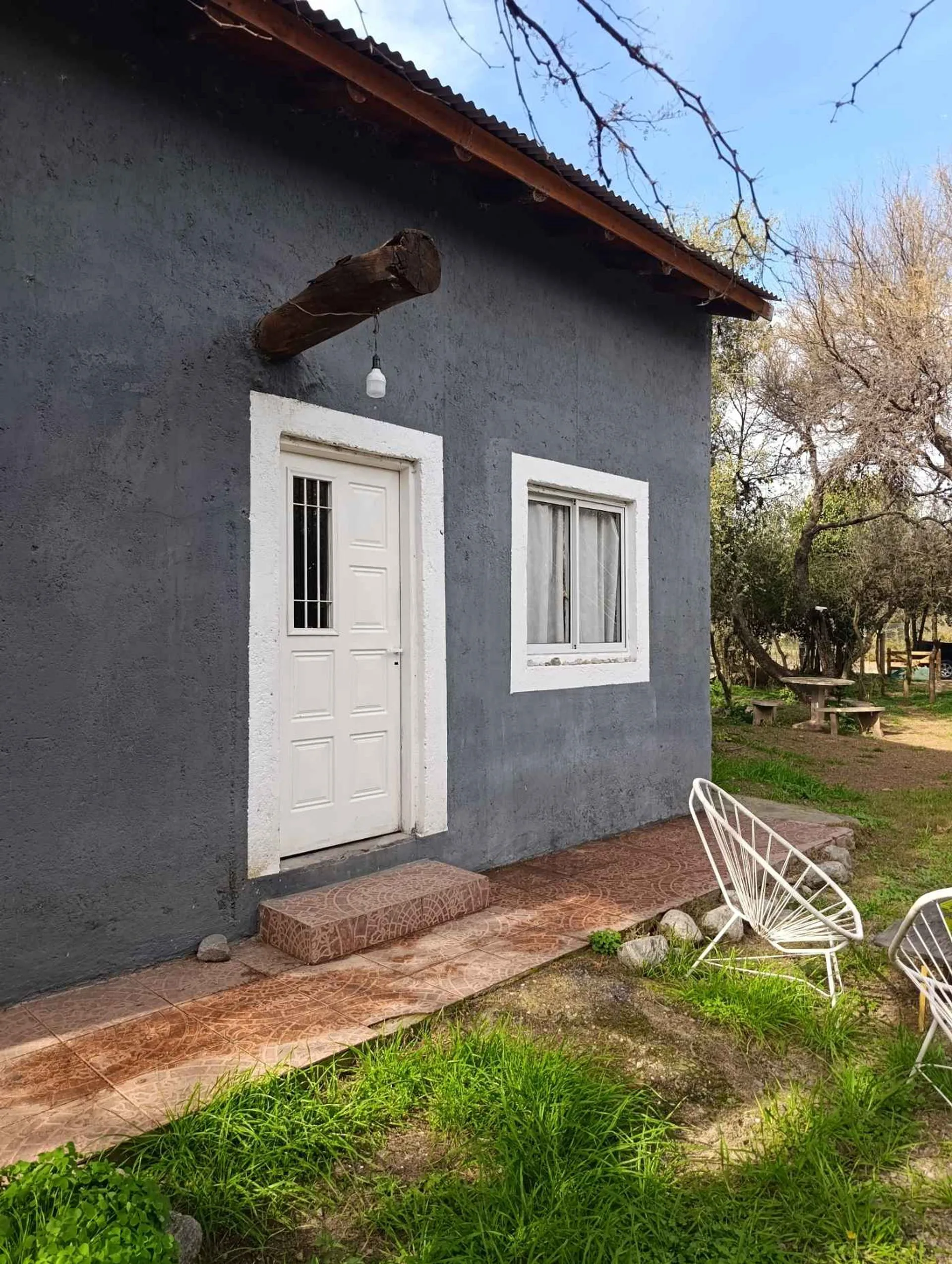Casa con departamento/local en venta foto 3