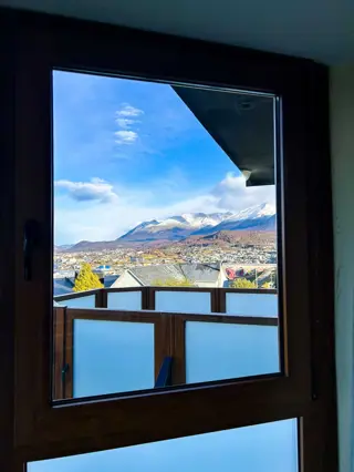 VISTAS Y COMODIDAD! CASA 3 DORM + QUINCHO +COCHERA foto 5