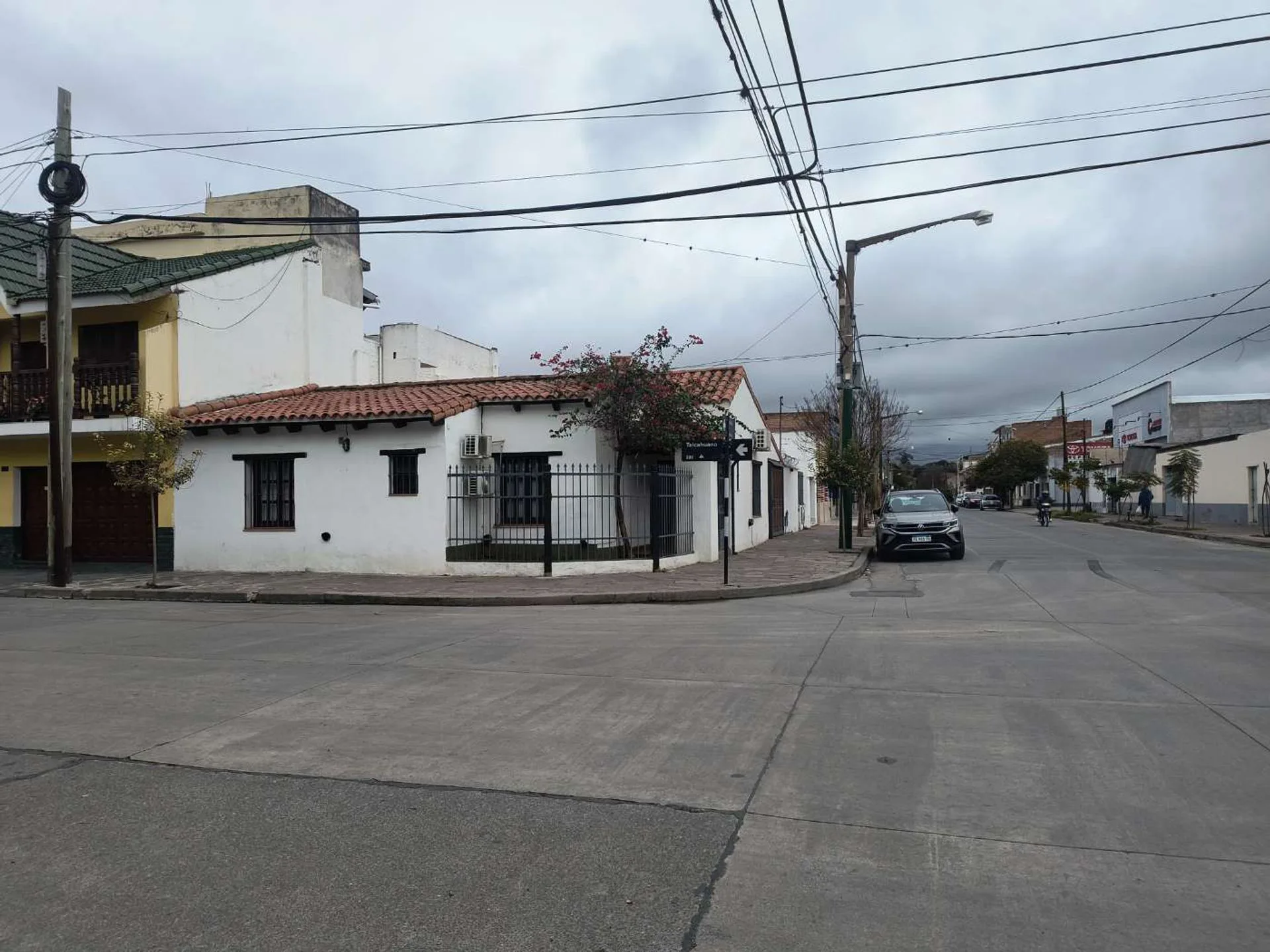 Venta casa remodelada macrocentro apta crédito foto 4