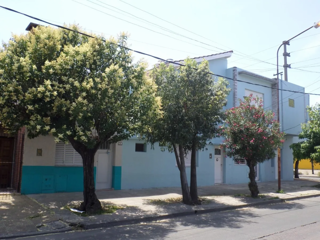 Block en esquina en venta de departamentos de 2 ambientes, 3 ambientes y 4 ambientes con cochera foto 3