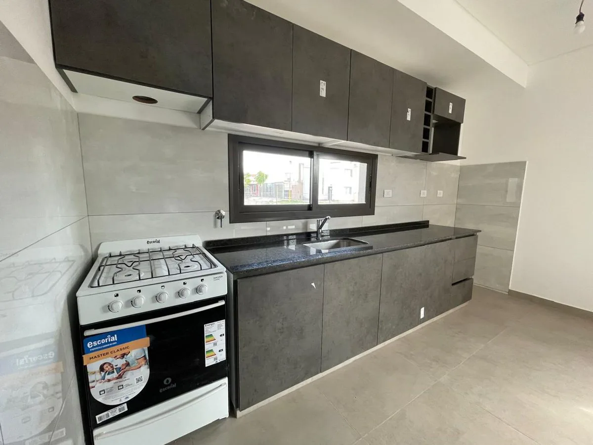 VENTA CASA EN CARRODILLA - 2 HABITACIONES - LUJAN foto 3