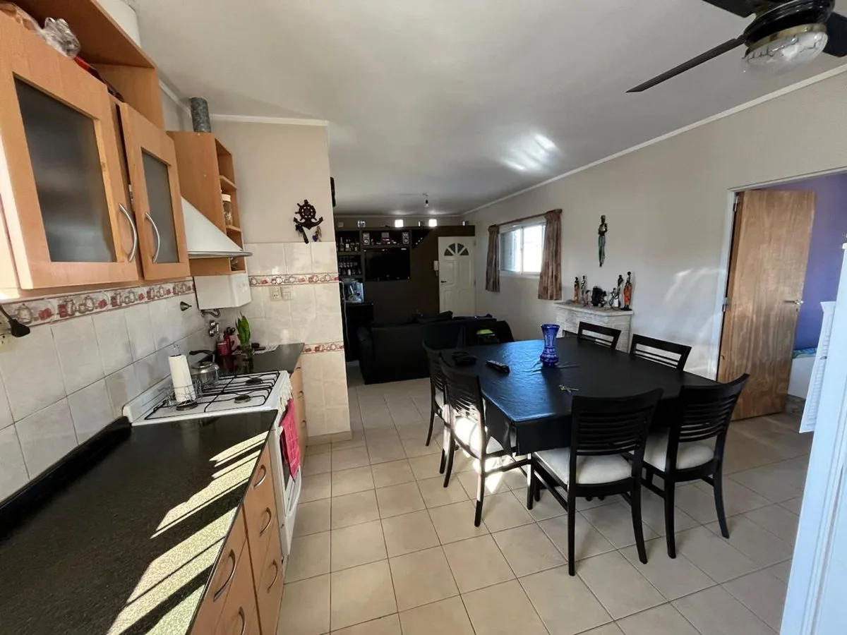 VENTA CASA EN B° MARÍA SELVA, PB y PA CON COCHERA foto 5