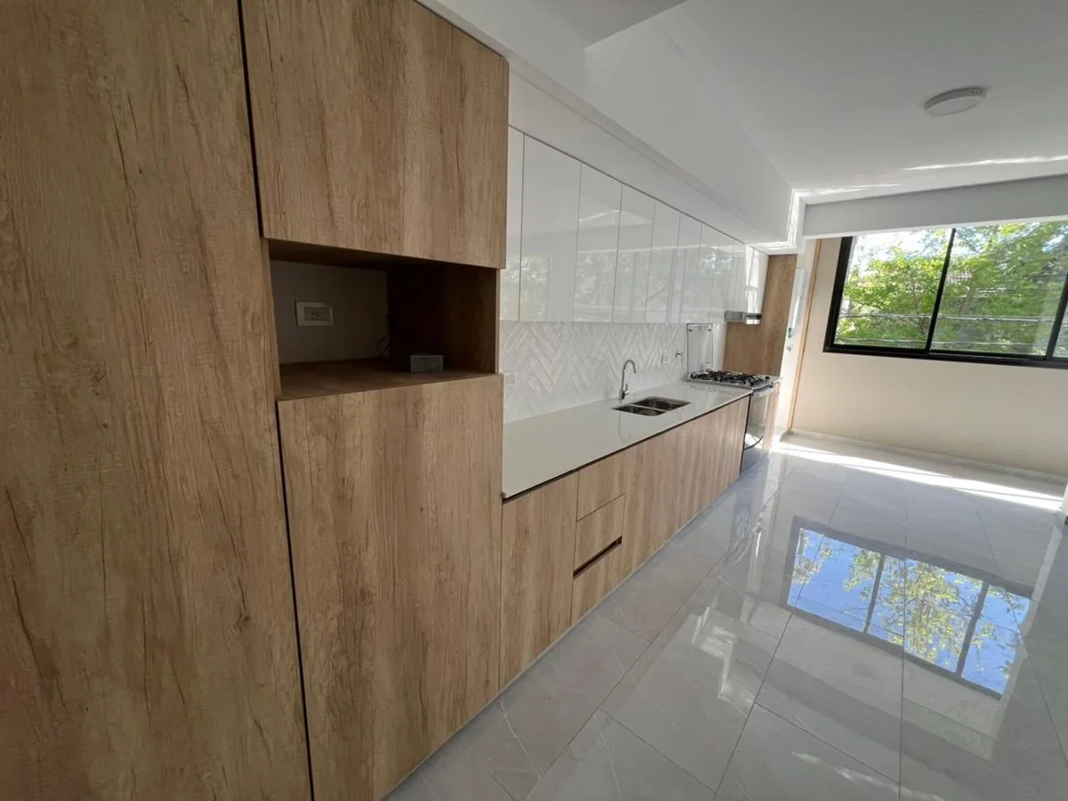 ESPECTACULAR PISO CUATRO AMBIENTES EN SAN ANDRÉS foto 2