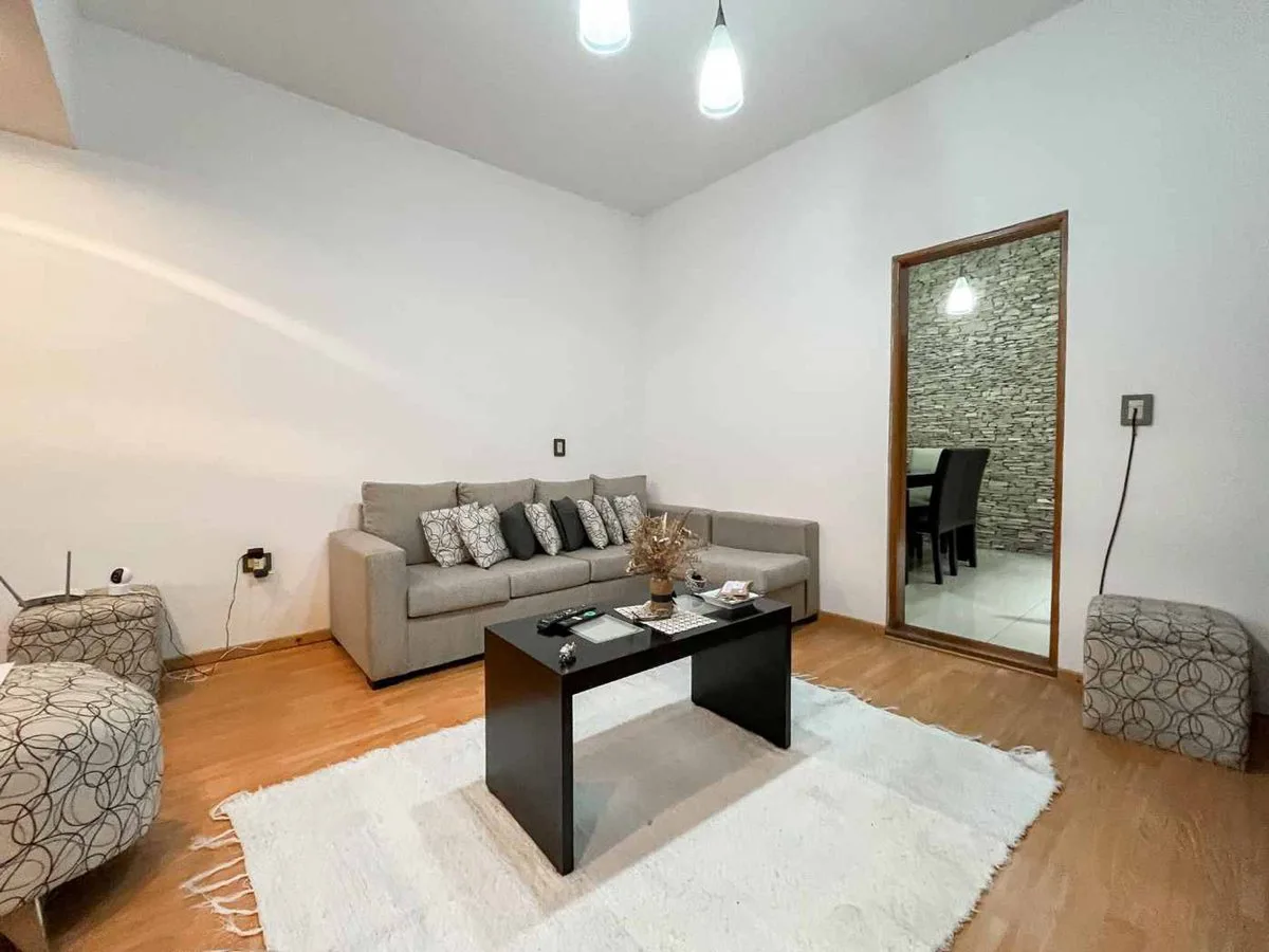 CASA 3 DORMITORIOS EN VENTA LA PLATA 45 Y 23 foto 4
