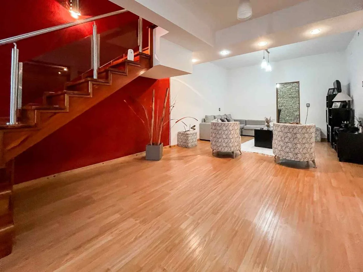 CASA 3 DORMITORIOS EN VENTA LA PLATA 45 Y 23 foto 5