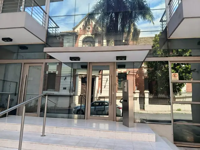 DEPARTAMENTO DOS DORMITORIOS CELESTINO EN BARRIO SUR