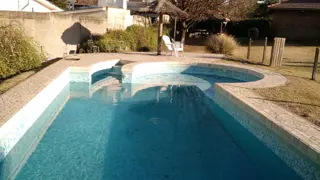 HERMOSA CASA EN BARRIO SOLARES DE ENSENADAS! A UNA CUADRA DEL RIO.
LOTE. 1224 MTS. foto 5