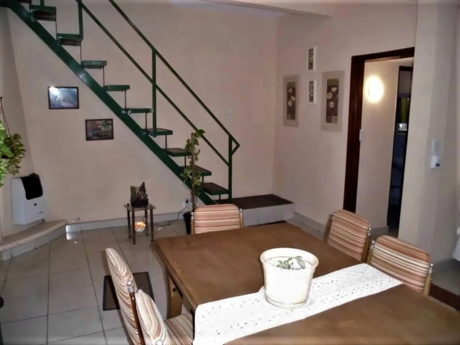Dos casas estilo PH | Morón | a 5 cuadras de la estacion foto 2