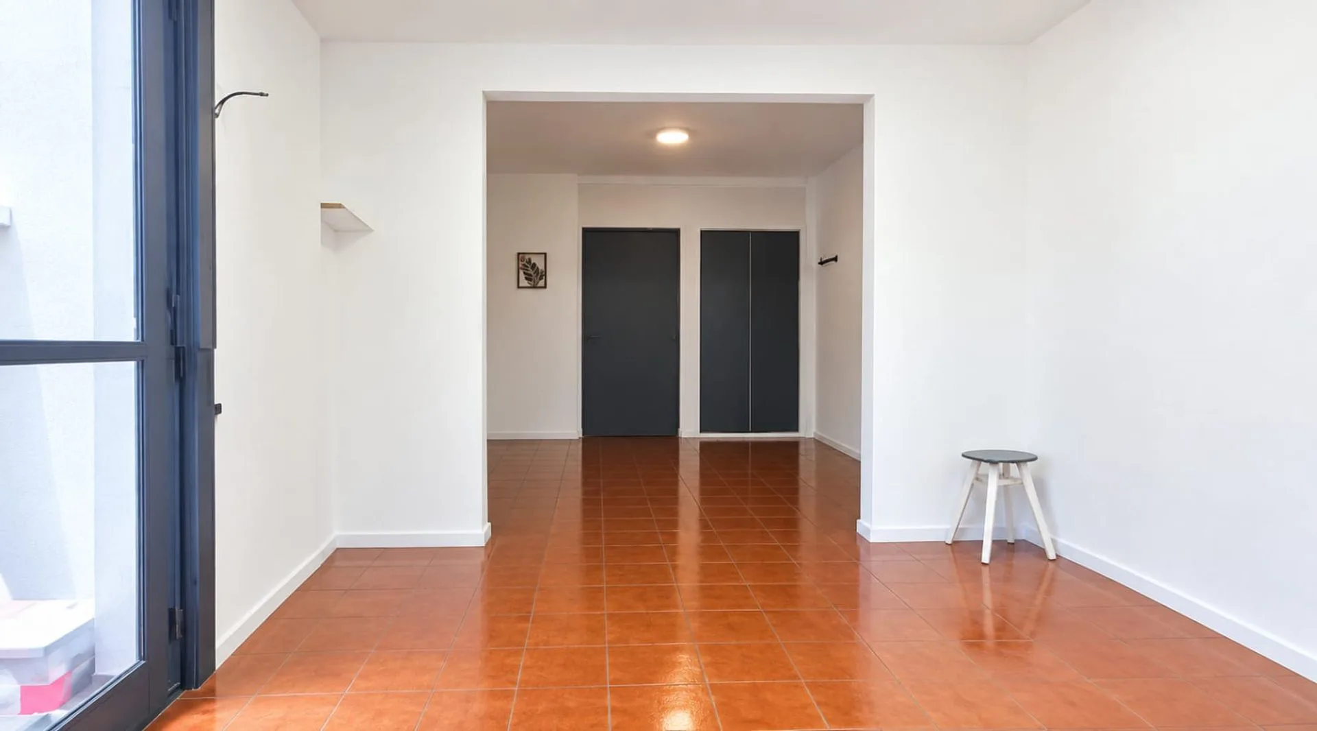 Venta Monoambiente con patio.Zona Aldrey foto 3