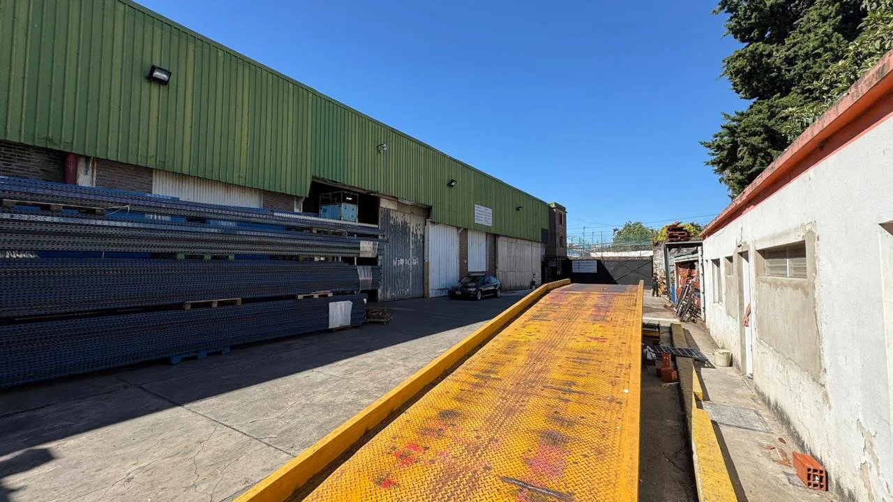 Depósito en alquiler con Racks 1.600 m2 con 1.600 posiciones de racks de 4 y 5 niveles - u$s 8/ m2 foto 5