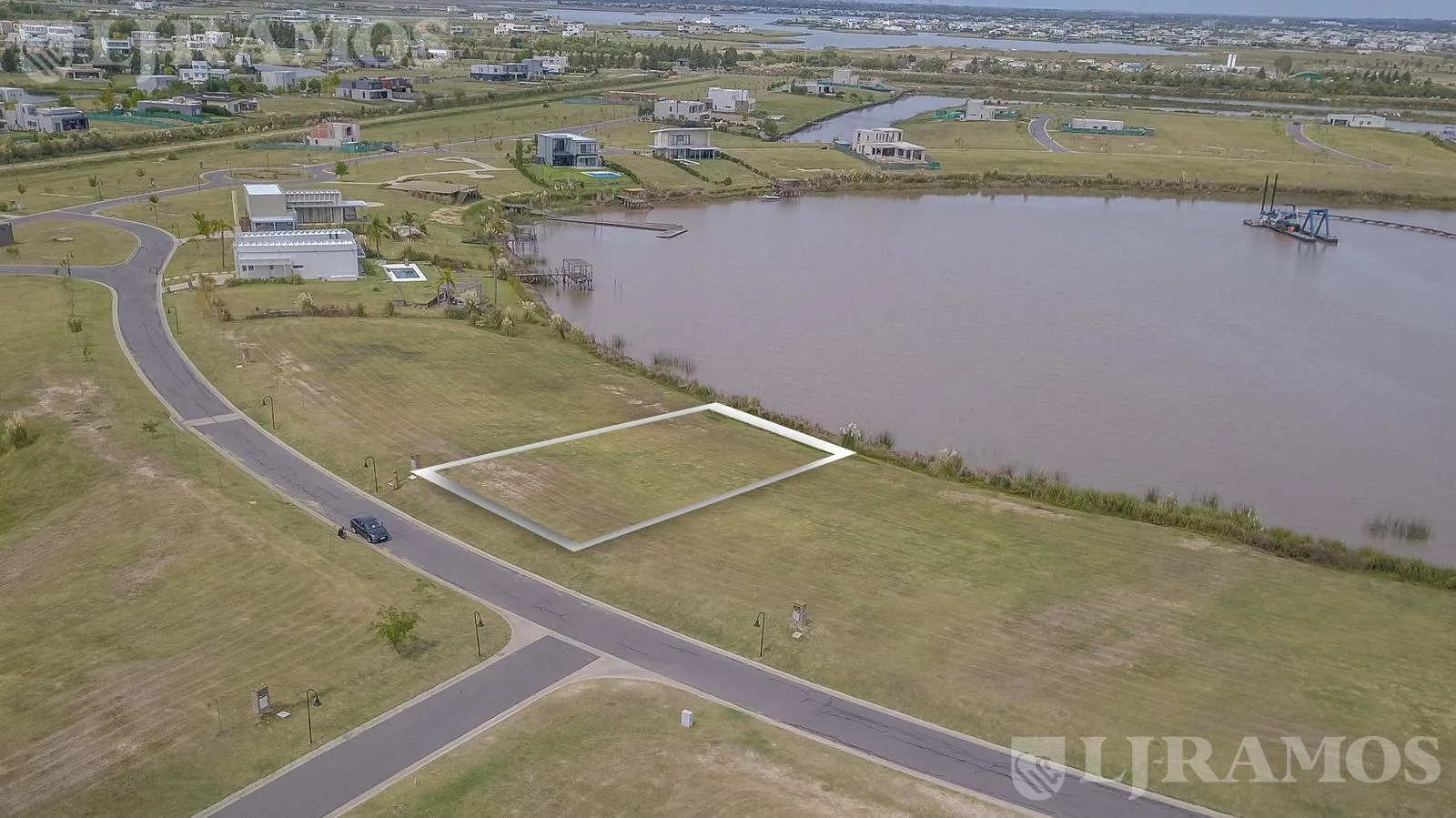 Terreno en Naudir Delta AL RIO MB foto 4