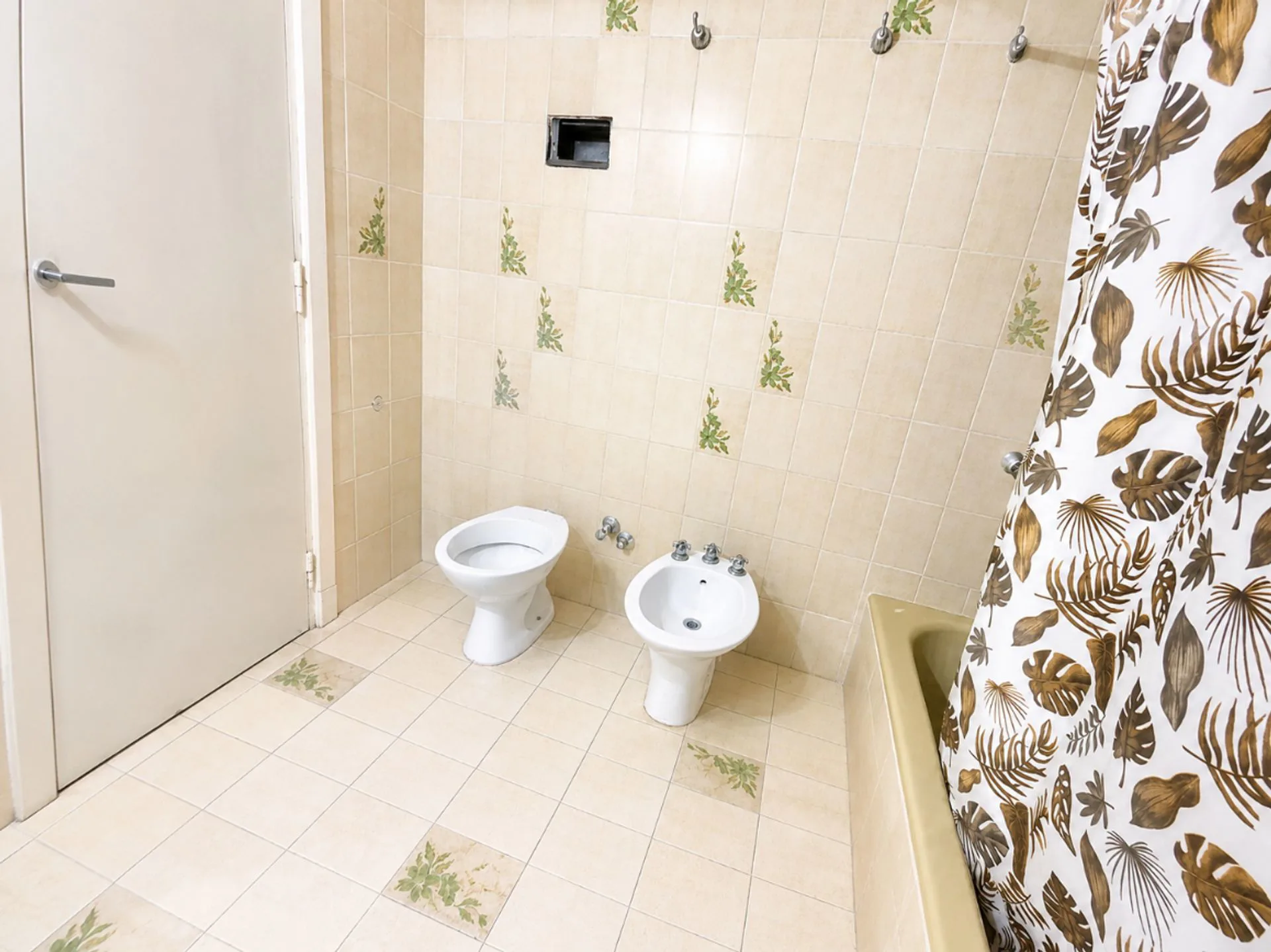 VENTA CASA TRES AMBIENTES BARRIO B. RIVADAVIA foto 4