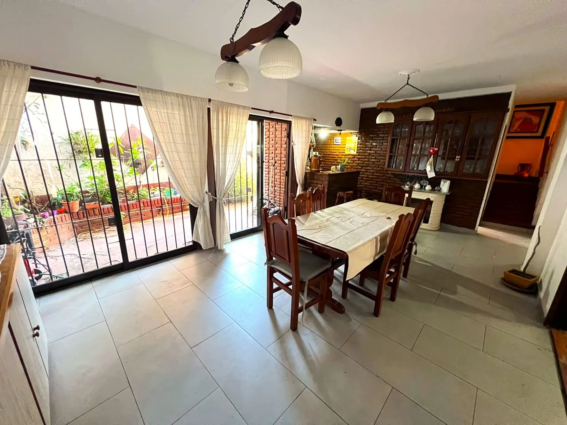 Excelente casa sobre lote propio en Villa Maipú foto 4