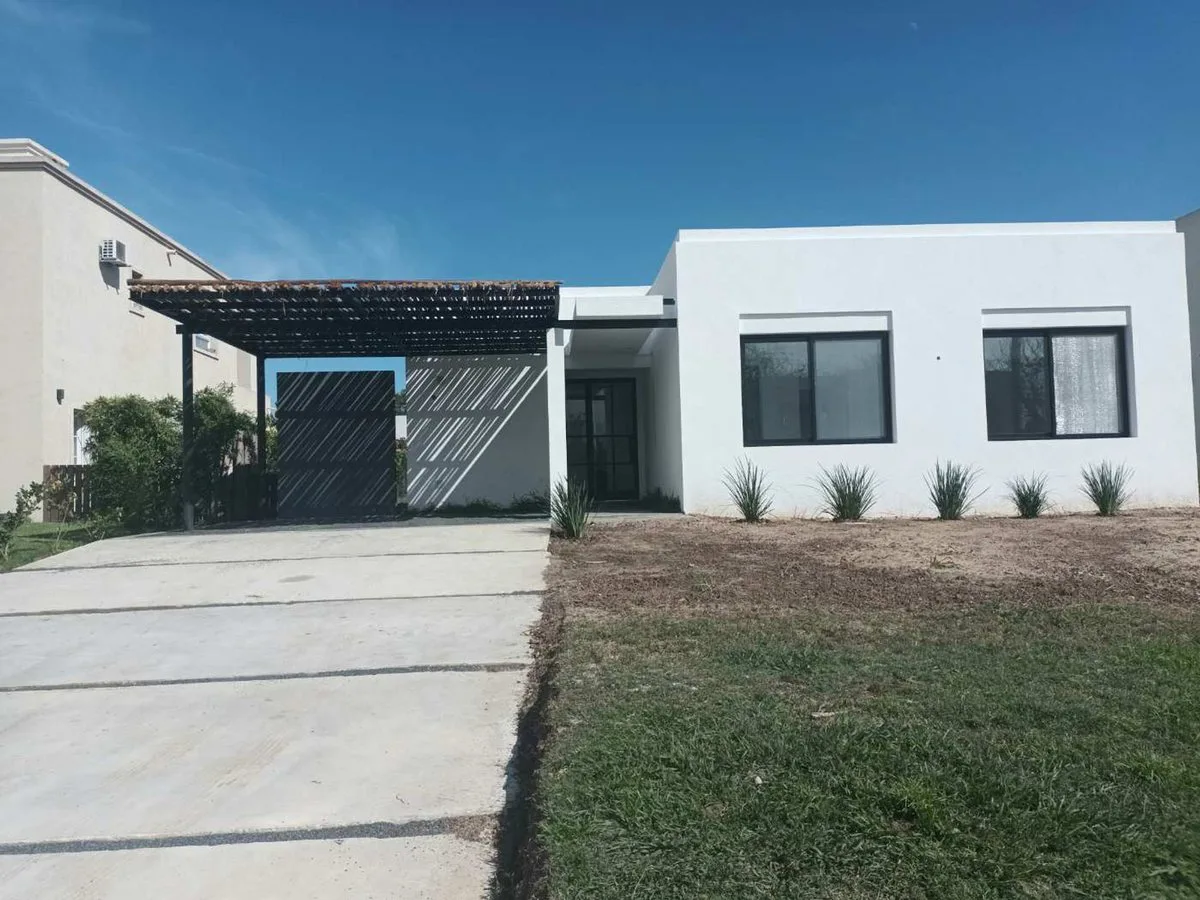 VENTA CASA ESTRENAR MANZANARES PILAR B SANTA CLARA foto 2