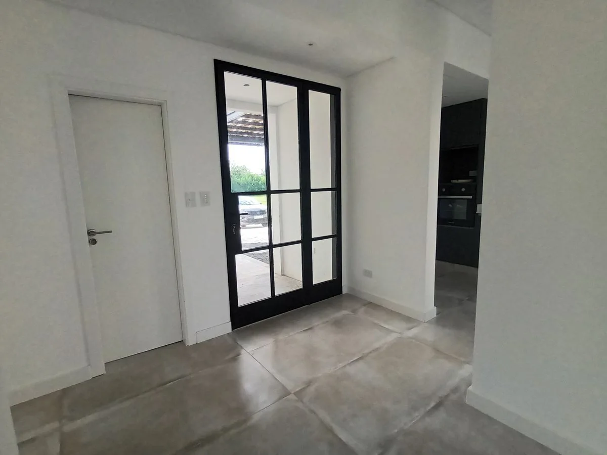 VENTA CASA ESTRENAR MANZANARES PILAR B SANTA CLARA foto 3