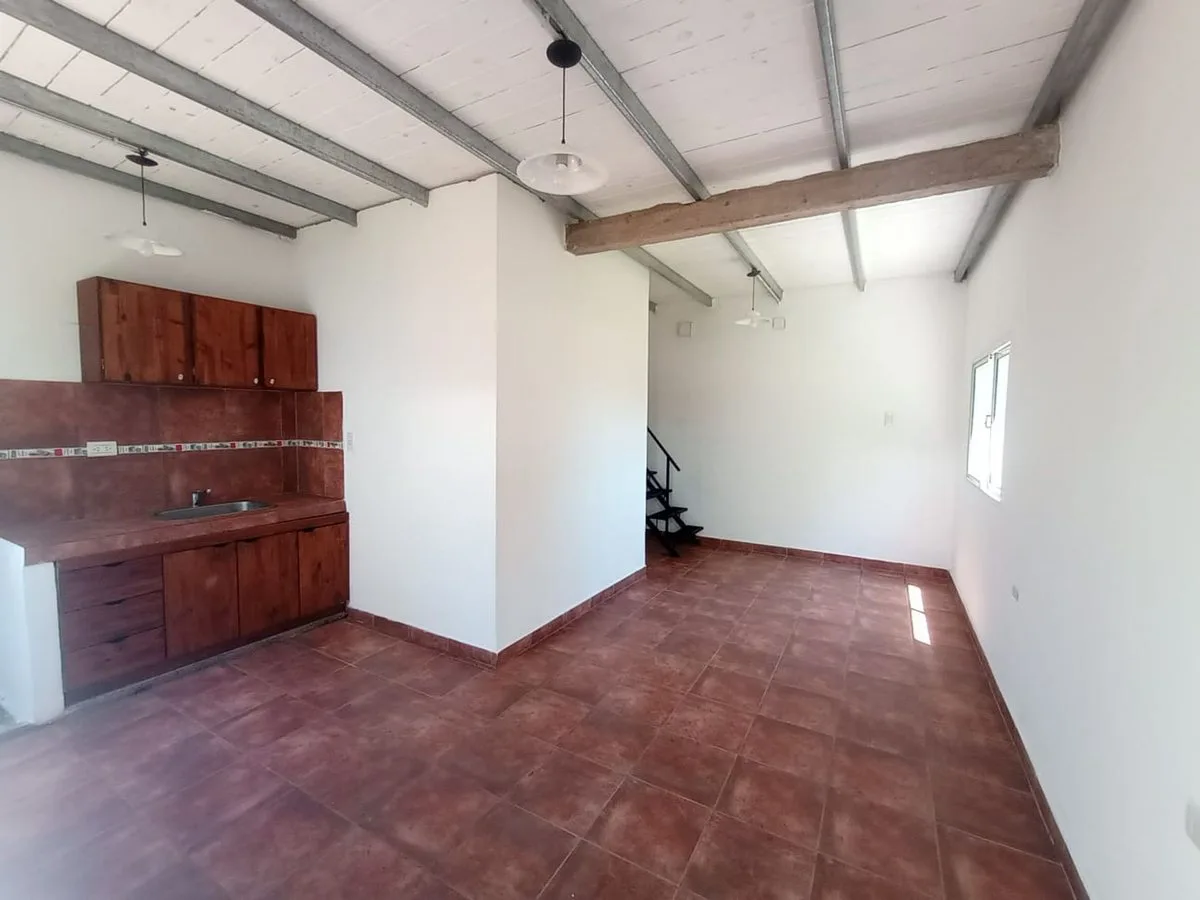 Oportunidad: Dúplex de 2 dormitorios en San Benito foto 2
