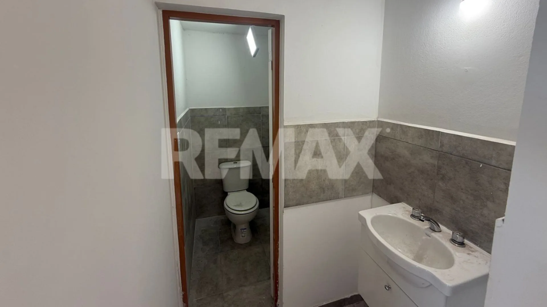 DUPLEX EN VENTA 2 DORMITORIOS CIPOLLETTI foto 5