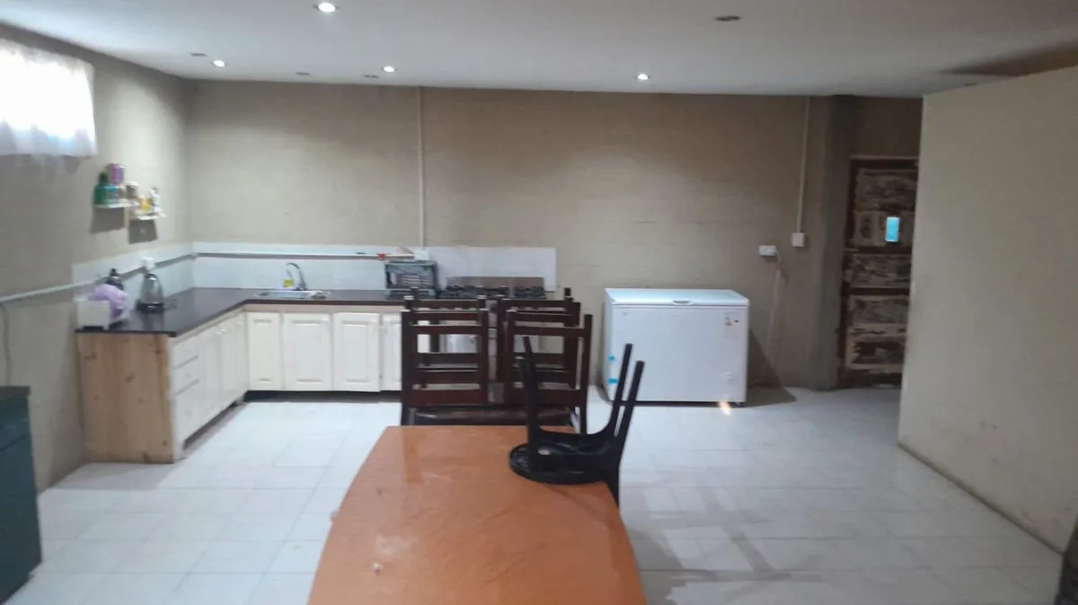 CASA EN VENTA 4 AMBIENTES EN ALEJANDRO KORN foto 4