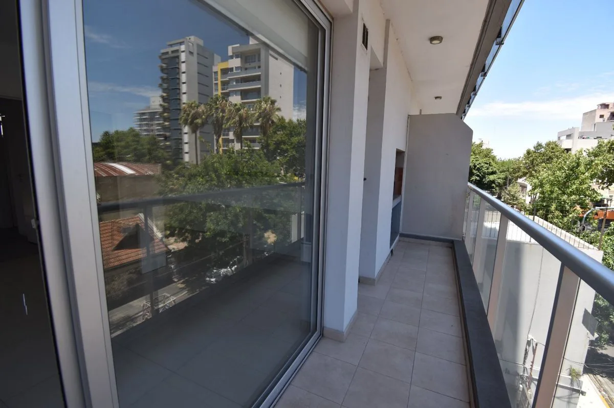 VENTA DPTO 2 AMB CON COCHERA QUILMES CENTRO foto 4