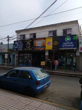 EXCELENTES OFICINAS EN CENTRO DE POLVORINES foto 1