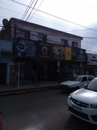 EXCELENTES OFICINAS EN CENTRO DE POLVORINES foto 3