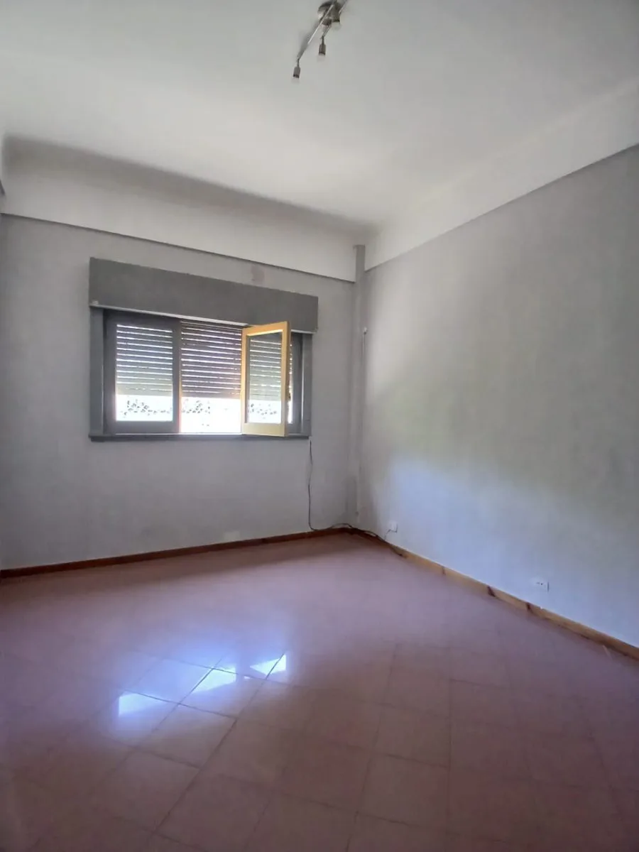 Oportunidad! se vende un agradable departamento de 3 ambientes al frente - San Cristobal foto 3