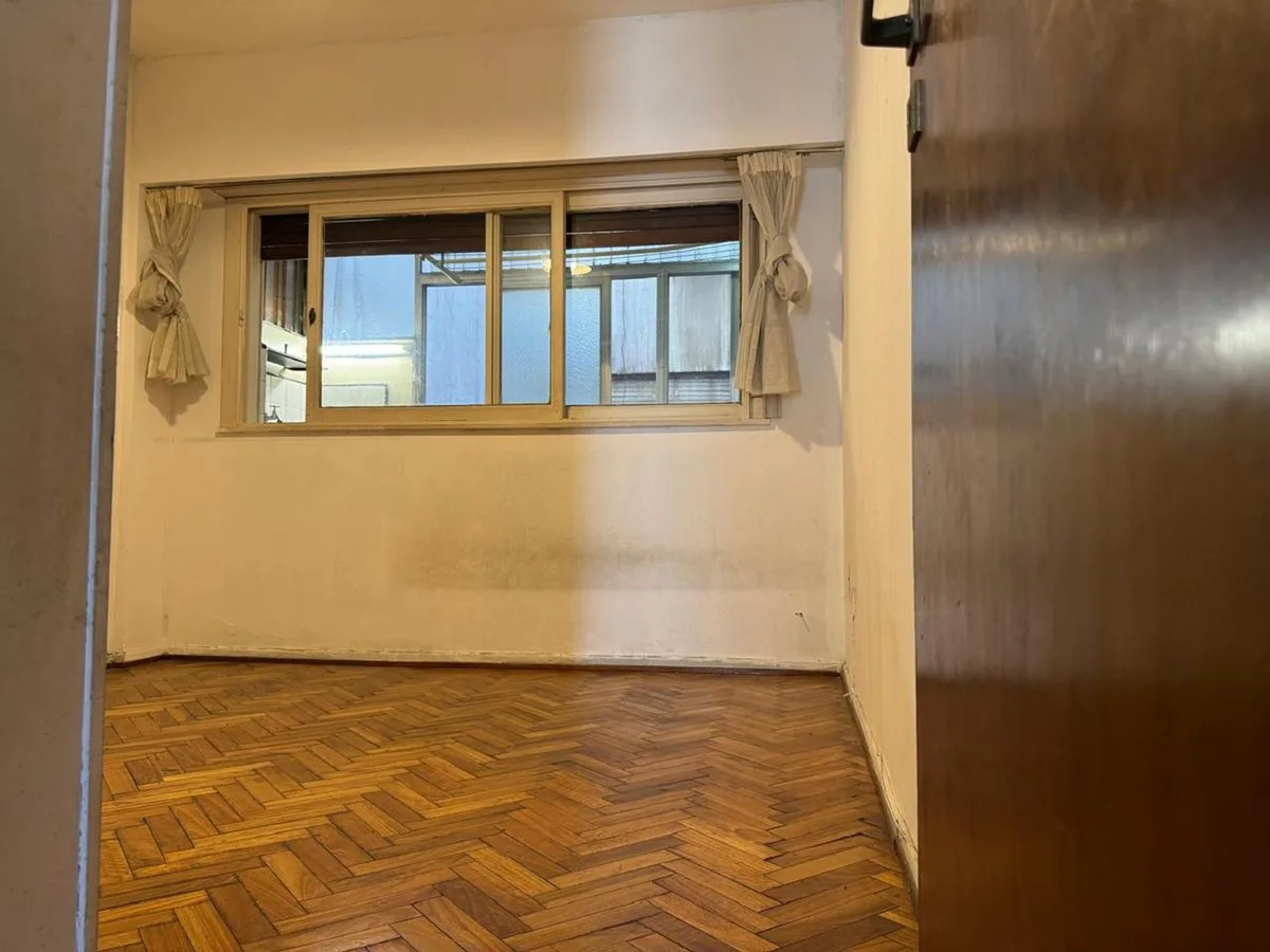 VENTA DEPTO 3 AMB CABALLITO FRENTE BALCÓN COCHERA foto 5