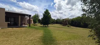 MUNAY KI - Hermoso complejo de bungalows en amplio predio parquizado en zona turística foto 3