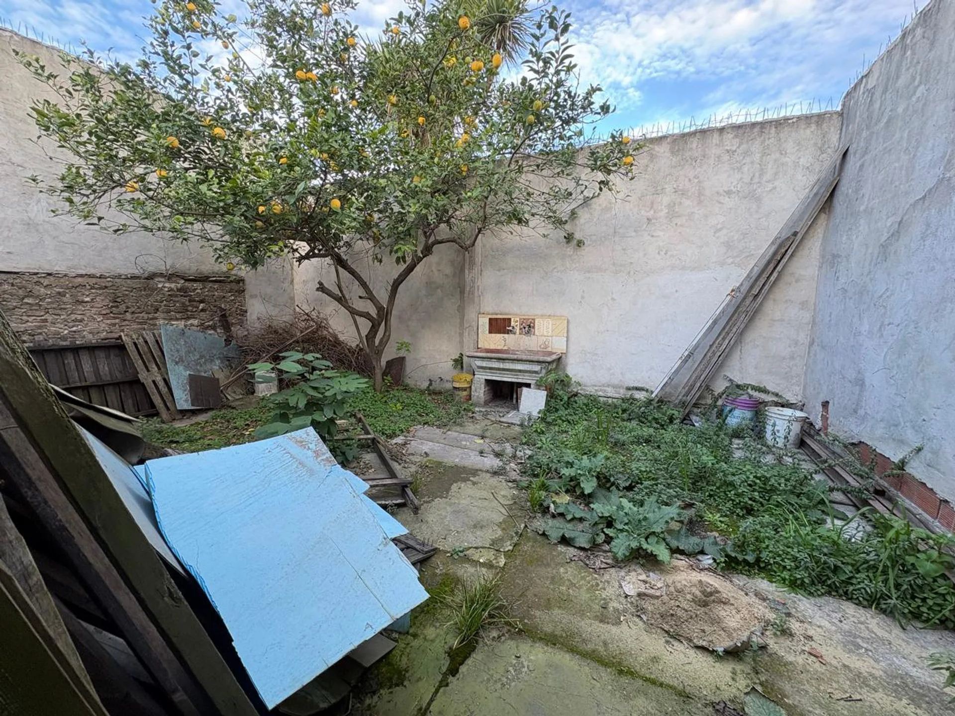 GALPON DE 147 m² EN ALQUILER EN LANUS foto 3
