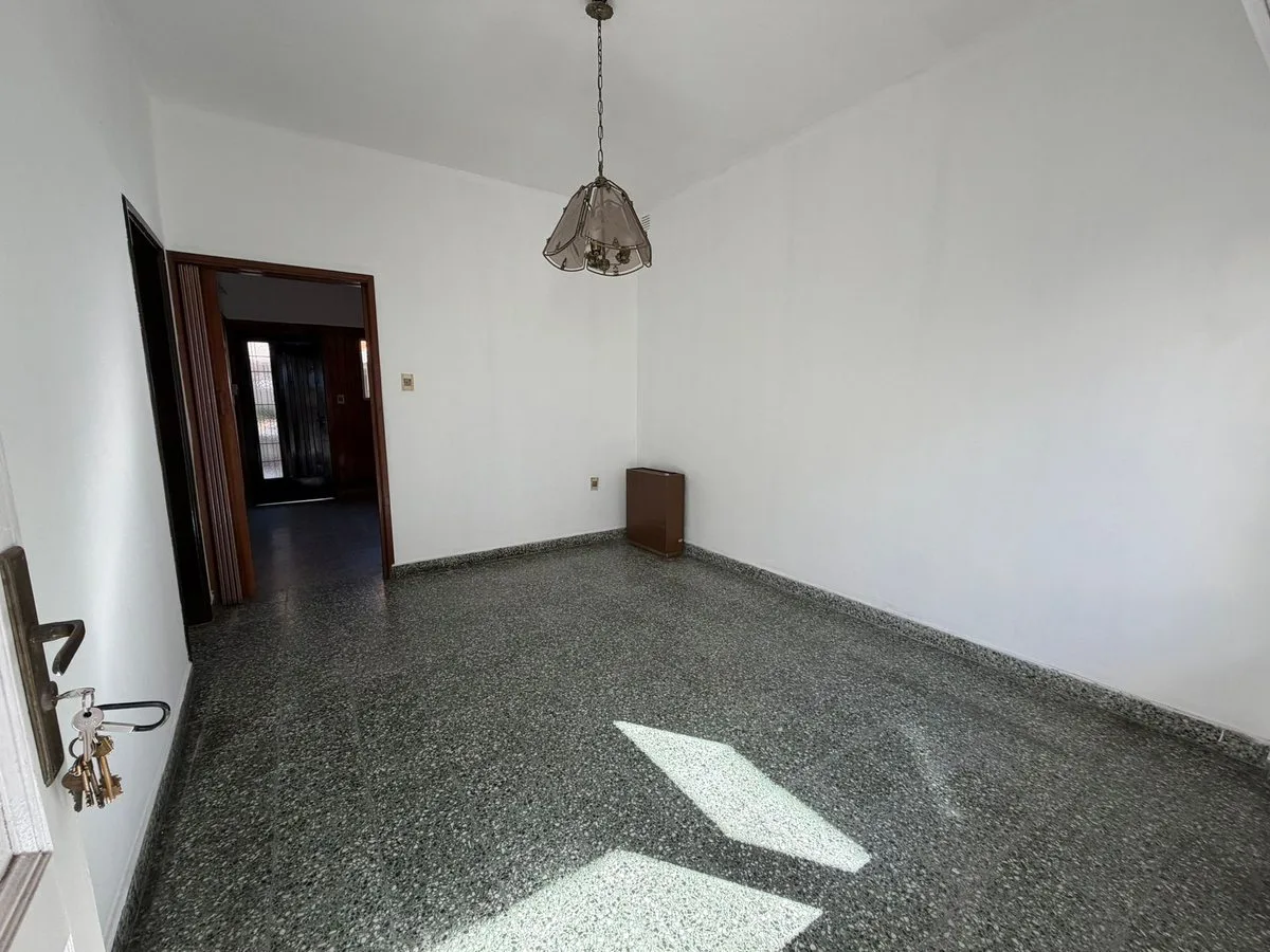 CASA  6 AMBIENTES VENTA LA TABLABA foto 3
