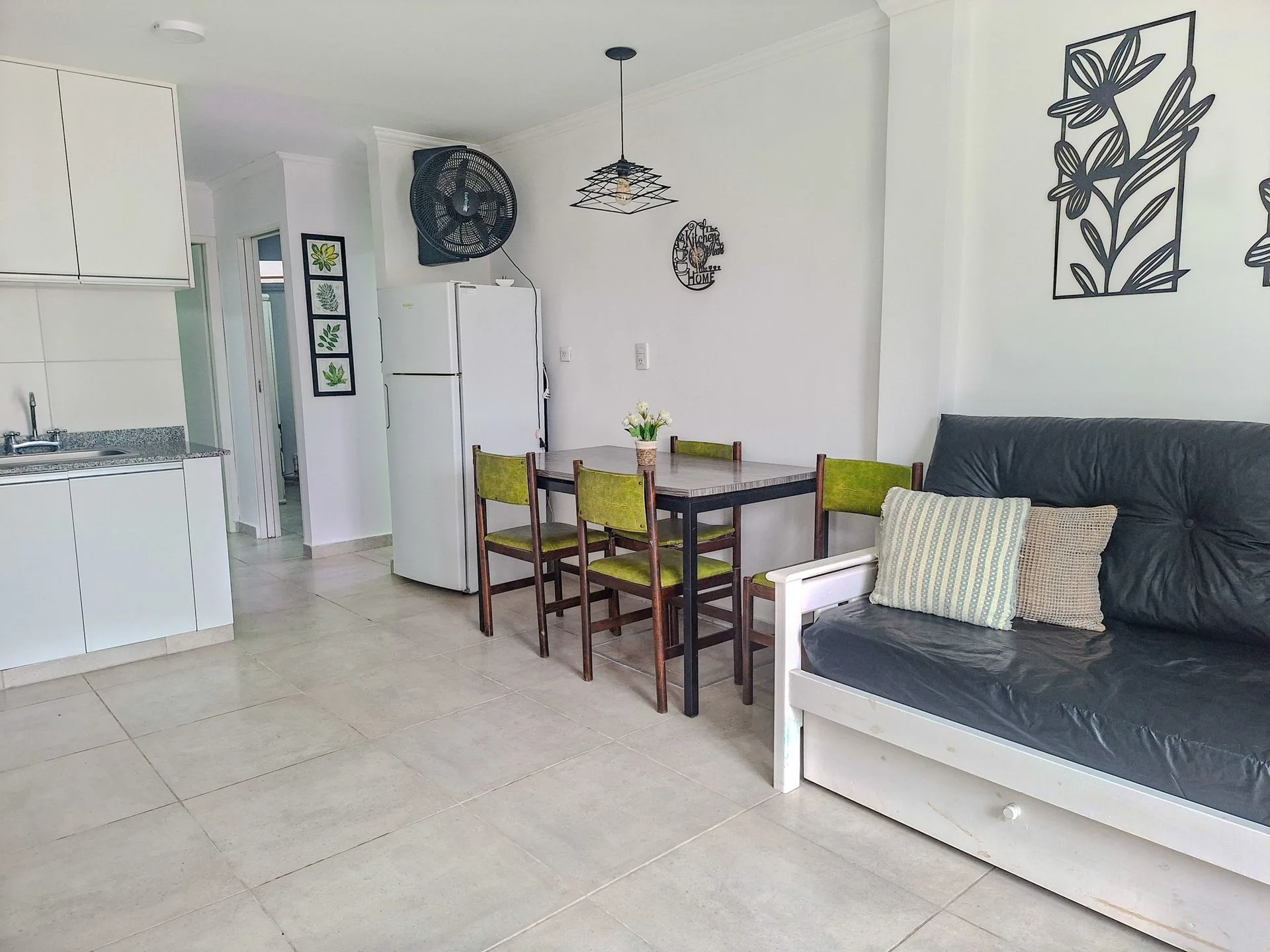 Venta departamento 3 ambientes zona Faro Norte foto 3