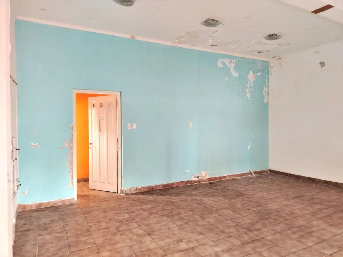 Venta Local y 2 Casas Ba Avenidas, ACEPTA PERMUTA foto 3